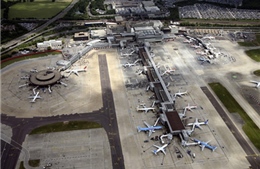 Anh: Hàng chục nghìn hành khách lỡ chuyến bay vì sự cố máy tính